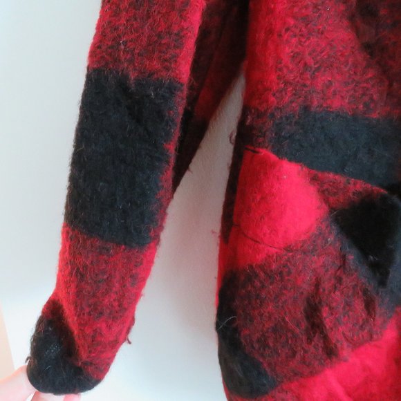 Aritzia Red and Black Plaid Jacket - Picture 7 of 15